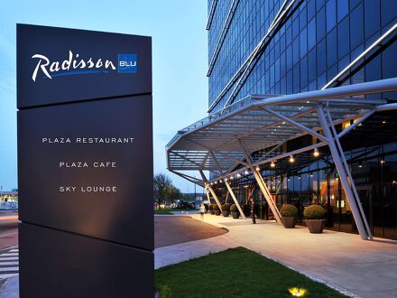 ラディソン ブル プラザ ホテル 写真