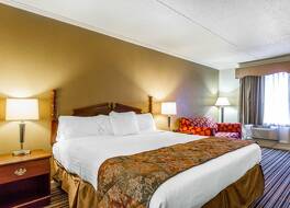 クオリティ イン マンチェスター ニア アーノルド AFB 写真