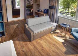 トゥイ ブルー モンタフォン 写真