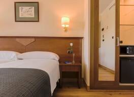 ホテル アリサレス 写真