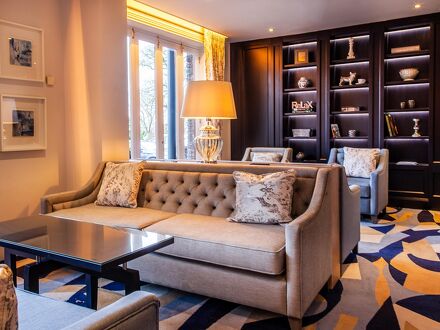 ザ コナット ホテル 写真