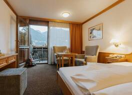 ホテル ジンバ 写真