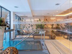 マウンテン ホテル ルイス 写真