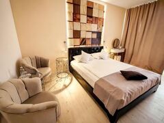 コンチネンタル フォーラム アラド 写真