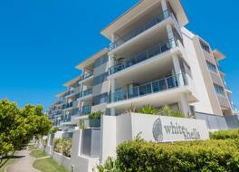 ホワイト シェルズ ラグジュアリー アパートメンツ 写真