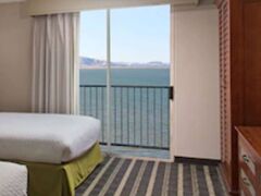 エンバシー スイーツ バイ ヒルトン サンフランシスコ エアポート ウォーターフロント 写真