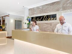 ホテル ダイアナ ウールーンガバ 写真