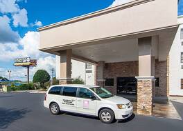 コンフォート スイーツ ノックスビル エアポート 写真