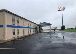 スーパー  8 バイ ウィンダム チェノア 写真