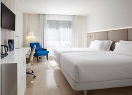 NH シダード デ サンタンデール 写真