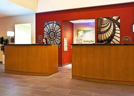 ダブルツリー バイ ヒルトン シカゴ ミッドウェイ エアポート 写真