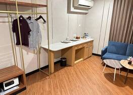 ディプリマホテルジェムルサリスラバヤ 写真