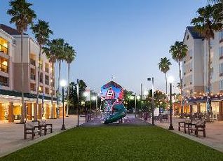 フェアフィールド イン&スイーツ オーランド レイク ブエナ ビスタ イン ザ マリオット ビレッジの宿泊予約・料金比較【フォートラベル】|Fairfield  Inn & Suites Orlando Lake Buena Vista in the Marriott Village|オーランド
