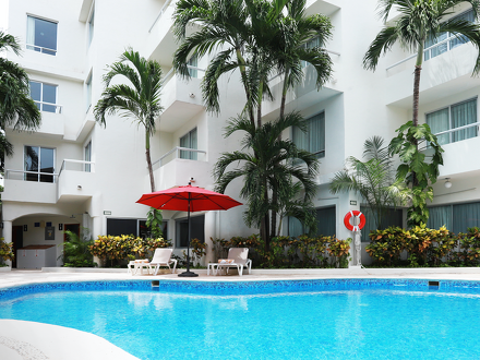 アダラ エクスプレス 写真