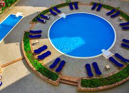 ジャズ ネオ アイボリー 写真