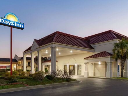 デイズ イン バイ ウィンダム ディロン 写真