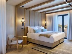 ゼウス エレバ ミラベロ ベイ 写真