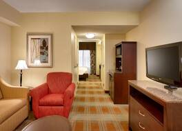 ヒルトン ガーデン イン クラークスビル 写真