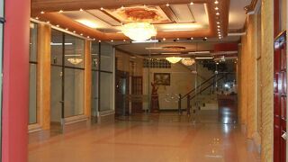 ゴールデン パレス ホテル