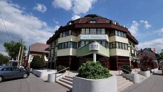 アマデウス ホテル