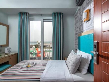 シティ ライフ ポート ホテル 写真