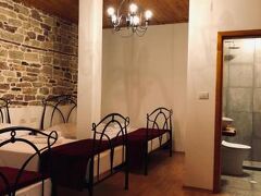 Stone House Obelisk 写真