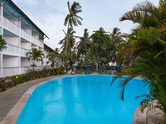 Travellers Beach Hotel 写真