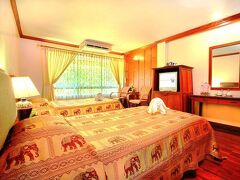 ロイヤル アイボリー スクンビット ナナ 写真