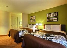 スリープ イン & スイーツ グランド ラピッズ サウスイースト - ケントウッド 写真