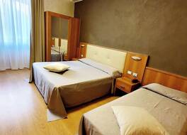 ホテル コラーロ 写真