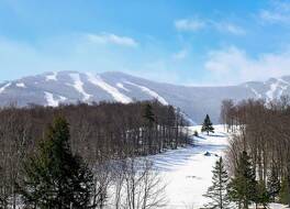 Killington Mountain Lodge, Tapestry Collection by Hilton 写真