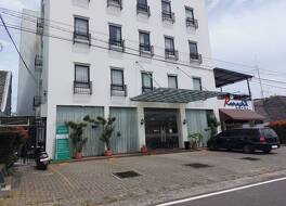 カナシャ イスラミ 写真