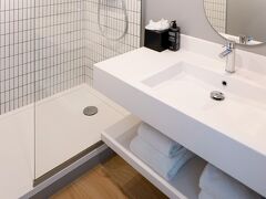 イビス スタイルズ パリ ロマンヴィル 写真