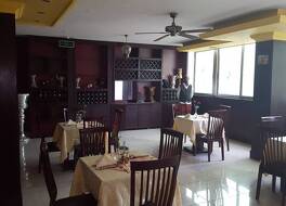 トリニティ ホテル 写真