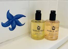 ザ ウェイブス 写真