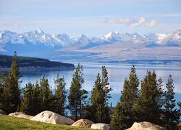 Mt Cook Lakeside Retreat