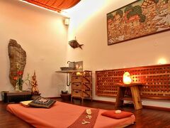 アンバサダー ズラータ フサ 写真