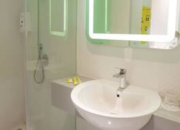 イエロー ホテル ジェムルサリ スラバヤ 写真