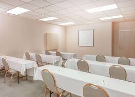 ラマダ ホテル & カンファレンス センター バイ ウィンダム ハモンド 写真