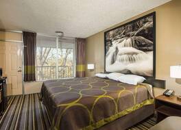 スーパー 8 バイ ウィンダム セバービル リバーサイド 写真