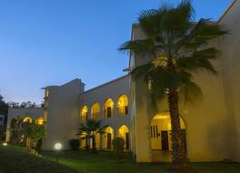 ビクトリアフォールズレインボウ ホテル 写真