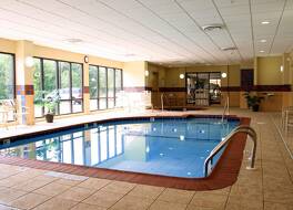 ハンプトン イン&スイーツ ブルーミントン ノーマル 写真