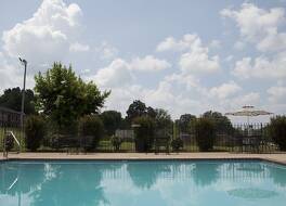 レッド ルーフ イン & スイーツ ジャクソン テネシー 写真