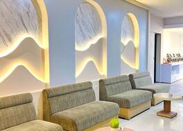 ベラグリ ホテル & レスト