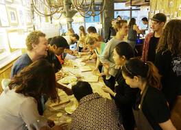 成都 ソンデリア ホステル & バー - レイジーボーンズ (成都懶骨頭青年旅舍) 写真