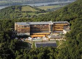 シルバヌス コンフェレンス アンド スポート ホテル