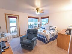 デナリ レイクビュー イン 写真