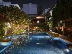 ザ ローズ レジデンス バンコク 写真