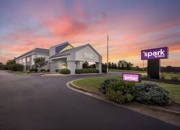 Spark by Hilton Bardstown 写真