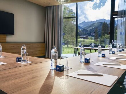 トゥイ ブルー モンタフォン 写真